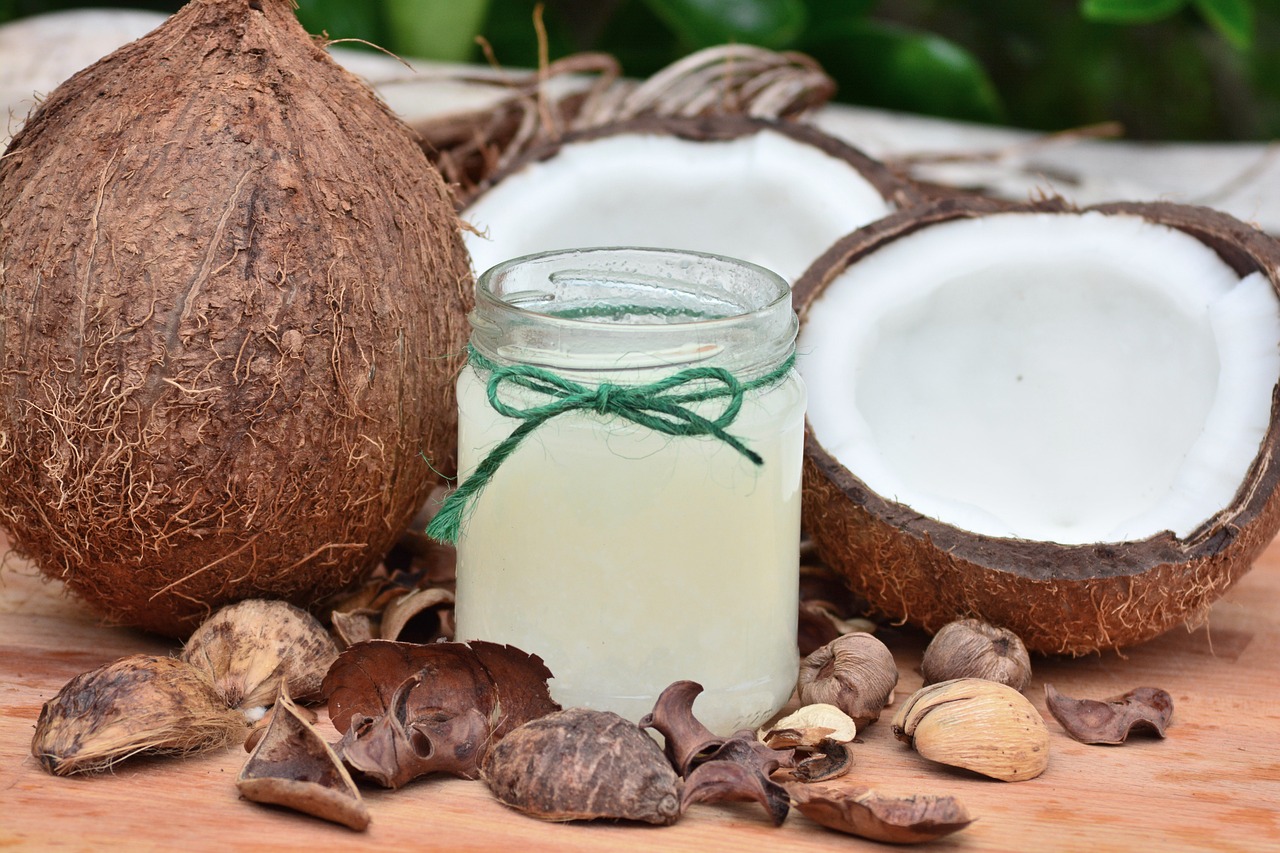 Jak używać oleju kokosowego do pielęgnacji skóry